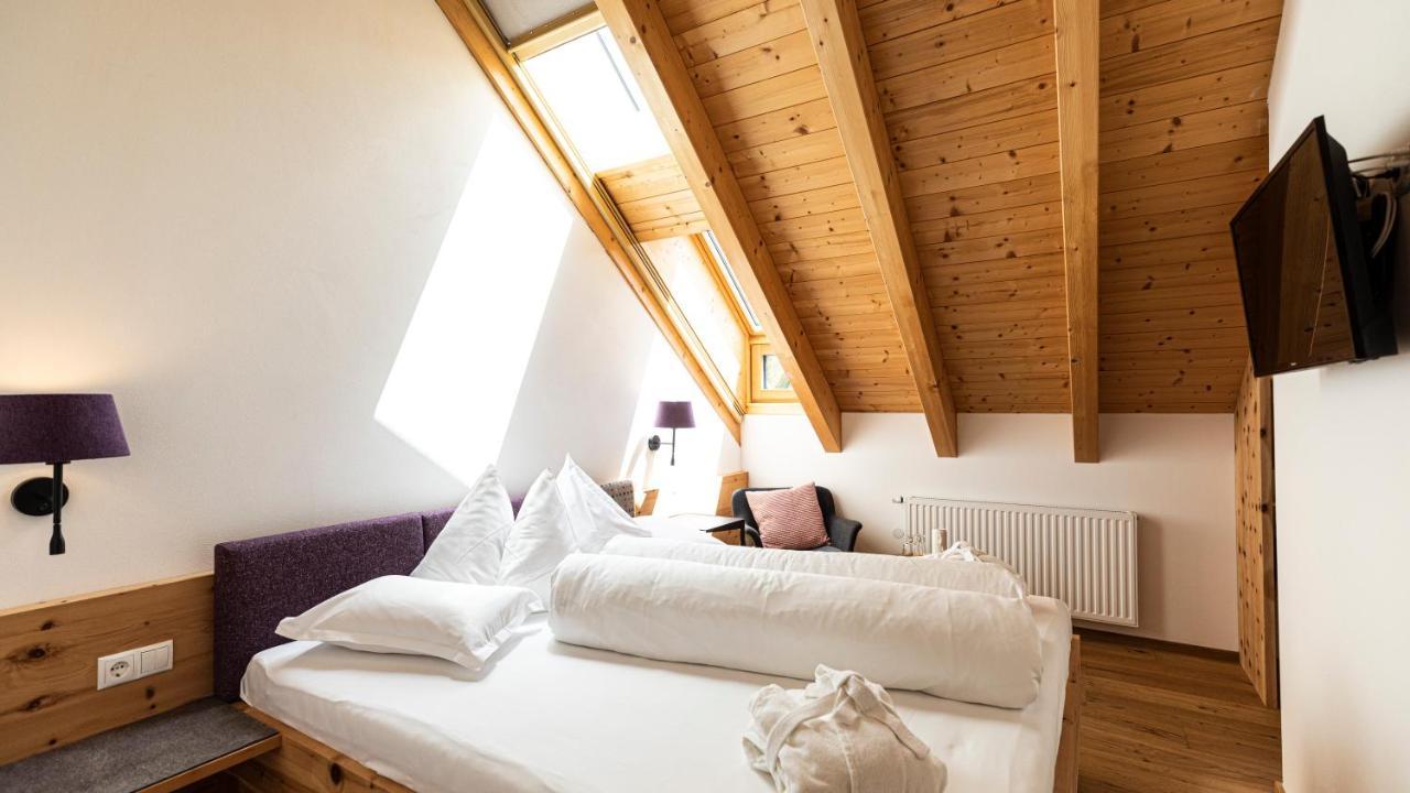 Natura Boutique Chalet Wellness Spa Toblach Exterior foto