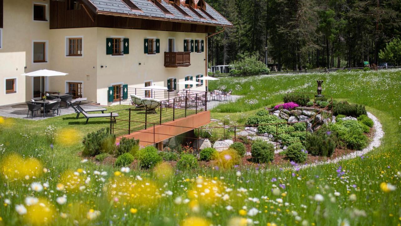 Hotel Natura Boutique Chalet Wellness Spa Toblach Exterior foto