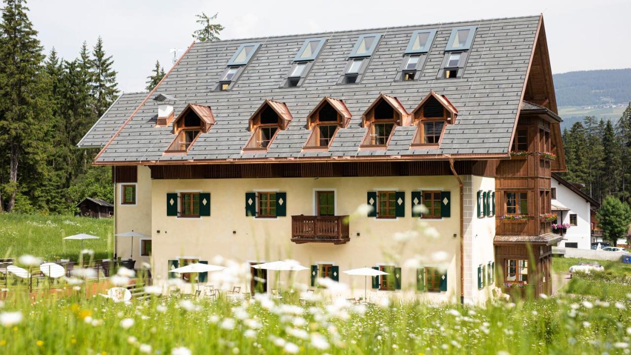 Hotel Natura Boutique Chalet Wellness Spa Toblach Exterior foto