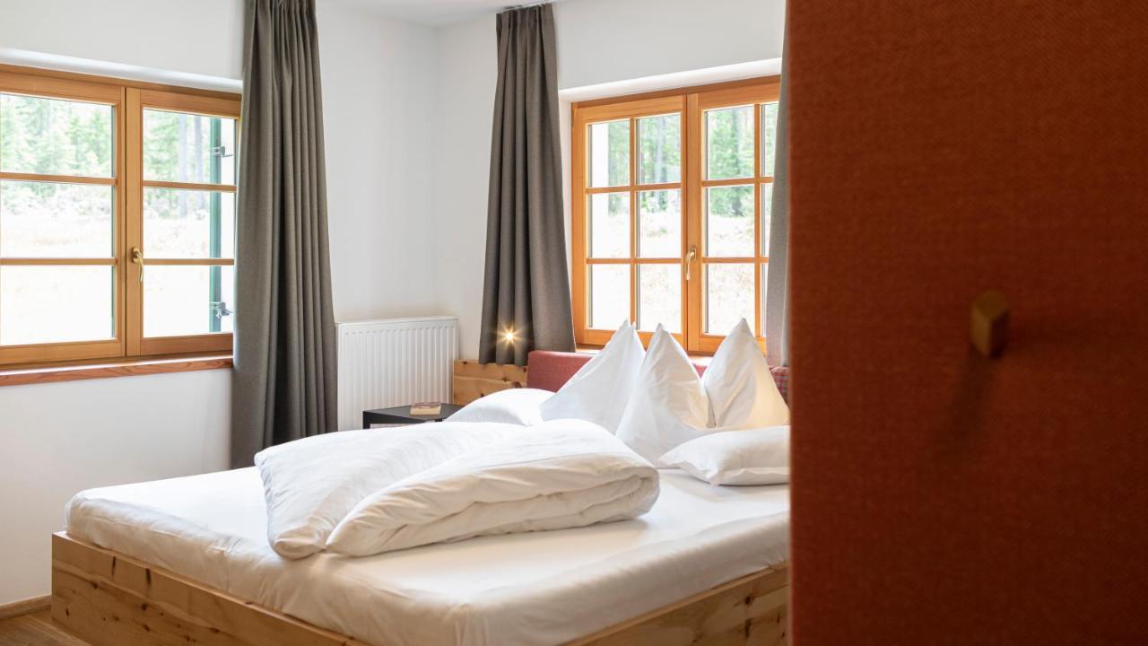 Natura Boutique Chalet Wellness Spa Toblach Exterior foto
